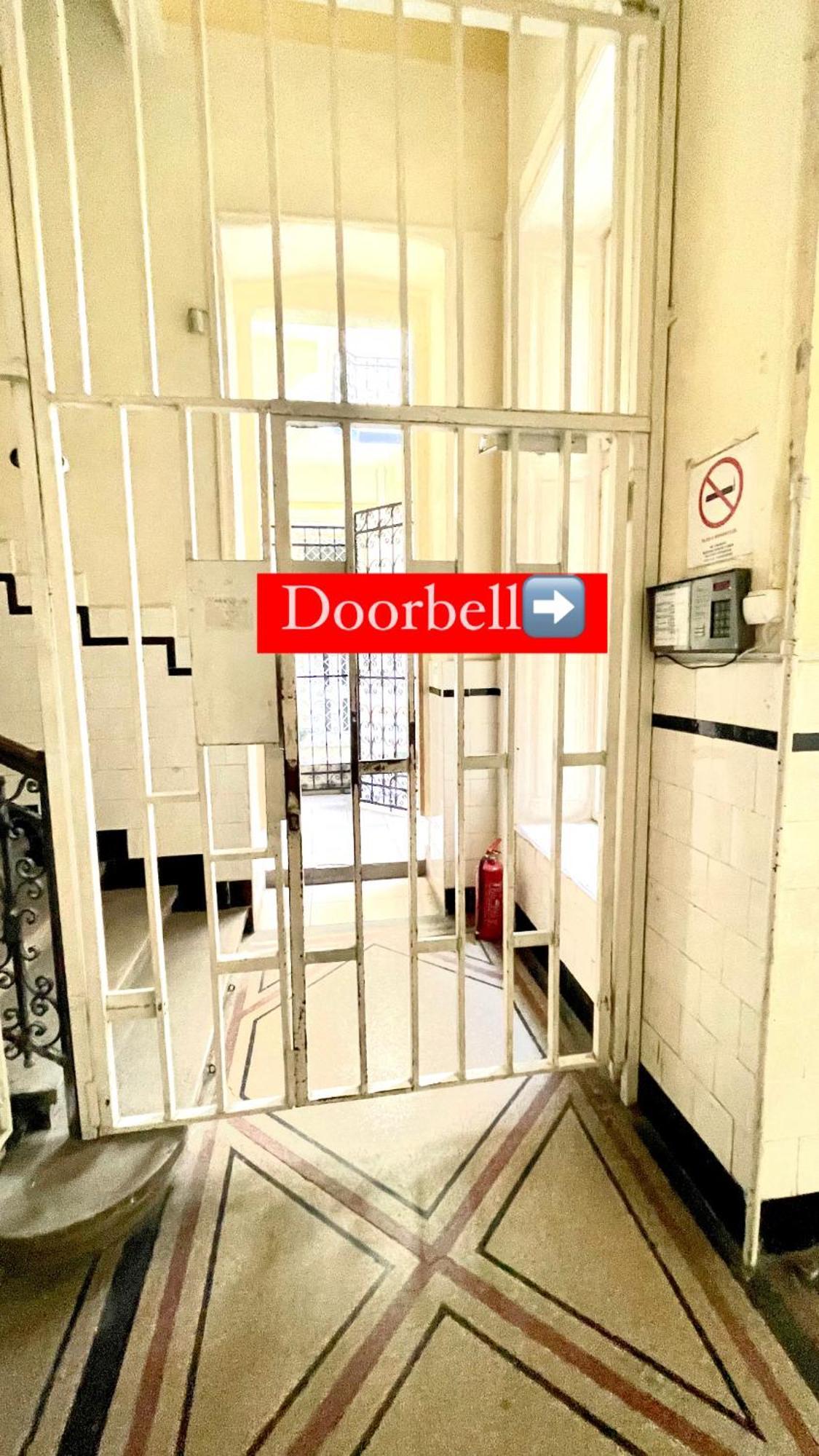 בודפשט Amazing Swedish 3 Rooms Apartment In The City Center מראה חיצוני תמונה