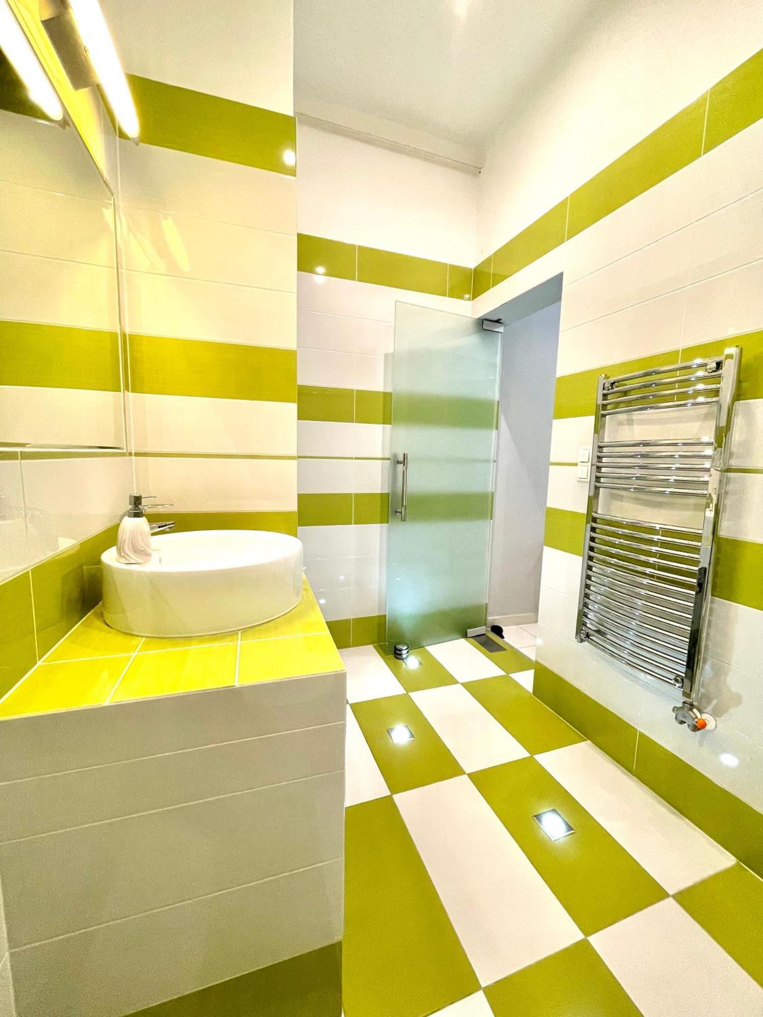 בודפשט Amazing Swedish 3 Rooms Apartment In The City Center מראה חיצוני תמונה