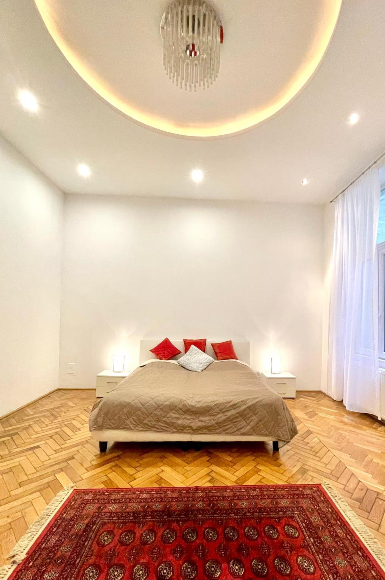 בודפשט Amazing Swedish 3 Rooms Apartment In The City Center מראה חיצוני תמונה